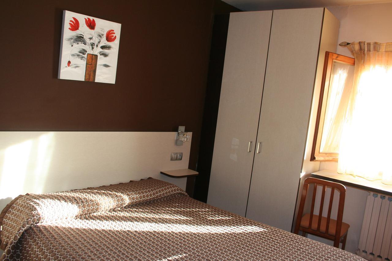 Pension Ametzagana San Sebastian Buitenkant foto